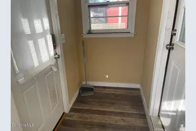88 Cromwell Ave, Pittsfield, MA 01201 - Photo 23