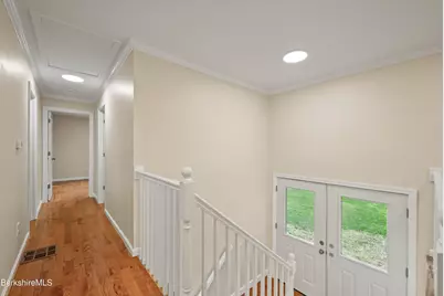 306 Partridge Rd, Pittsfield, MA 01201 - Photo 13