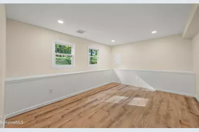 306 Partridge Rd, Pittsfield, MA 01201 - Photo 35