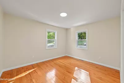 306 Partridge Rd, Pittsfield, MA 01201 - Photo 29