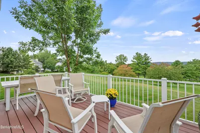 9 Fairwynds Dr, Lenox, MA 01240 - Photo 21