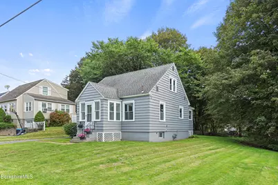 82 Acorn St, Pittsfield, MA 01201 - Photo 21