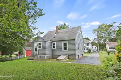 82 Acorn St, Pittsfield, MA 01201 - Photo 23