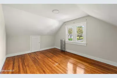 82 Acorn St, Pittsfield, MA 01201 - Photo 17
