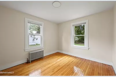 82 Acorn St, Pittsfield, MA 01201 - Photo 13