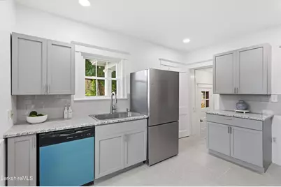 774 Main St, Dalton, MA 01226 - Photo 17