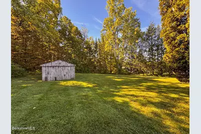 180 Crane Ave, Pittsfield, MA 01201 - Photo 27