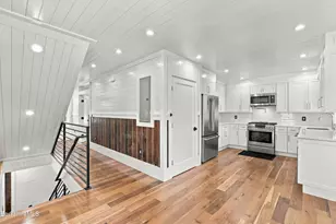 162 Columbia St, Adams, MA 01220 - Photo 7
