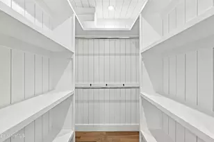 162 Columbia St, Adams, MA 01220 - Photo 17