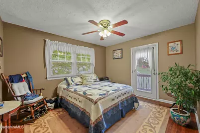 369 E Harbor Rd, Cheshire, MA 01225 - Photo 31