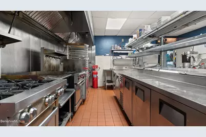 51 Walker St, Lenox, MA 01240 - Photo 25
