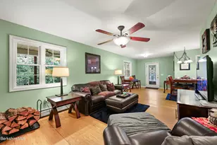 135 S Rd, Peru, MA 01235 - Photo 23