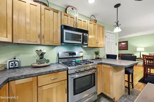 135 S Rd, Peru, MA 01235 - Photo 37