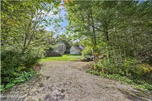 135 S Rd, Peru, MA 01235 - Photo 9