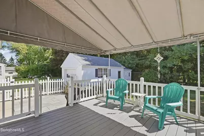 20 Delaware Ave, Pittsfield, MA 01201 - Photo 57