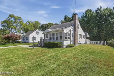 20 Delaware Ave, Pittsfield, MA 01201 - Photo 55