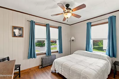 20 Delaware Ave, Pittsfield, MA 01201 - Photo 21