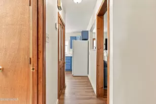 20 Delaware Ave, Pittsfield, MA 01201 - Photo 25