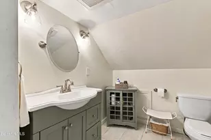 20 Delaware Ave, Pittsfield, MA 01201 - Photo 41