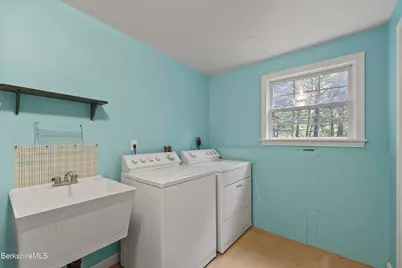 18 Butternut Dr, Great Barrington, MA 01230 - Photo 21