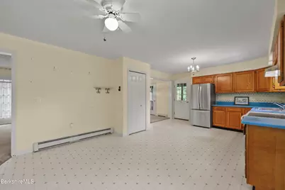18 Butternut Dr, Great Barrington, MA 01230 - Photo 11