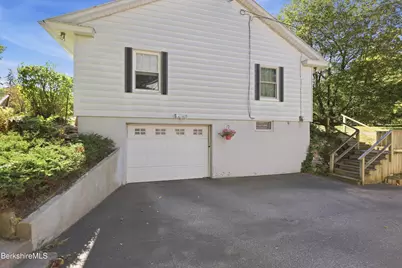 90 Orchard St, Adams, MA 01220 - Photo 27