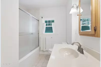 90 Orchard St, Adams, MA 01220 - Photo 19