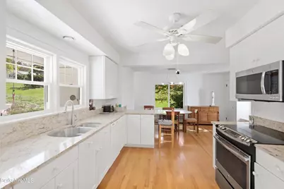 90 Orchard St, Adams, MA 01220 - Photo 9