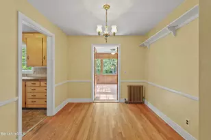 153 Ridgeway Ave, Pittsfield, MA 01201 - Photo 11