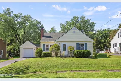 153 Ridgeway Ave, Pittsfield, MA 01201 - Photo 1