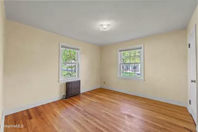 153 Ridgeway Ave, Pittsfield, MA 01201 - Photo 25