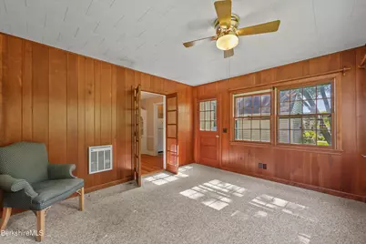 153 Ridgeway Ave, Pittsfield, MA 01201 - Photo 21