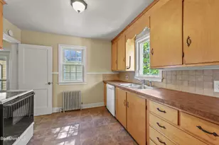 153 Ridgeway Ave, Pittsfield, MA 01201 - Photo 15