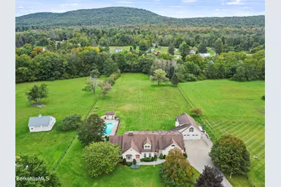 19 Lynne Ct, Lanesborough, MA 01237 - Photo 57