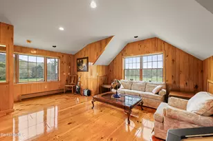 19 Lynne Ct, Lanesborough, MA 01237 - Photo 37