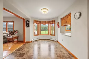 19 Lynne Ct, Lanesborough, MA 01237 - Photo 13