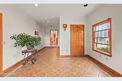 19 Lynne Ct, Lanesborough, MA 01237 - Photo 19