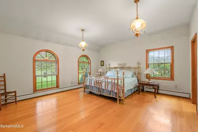 19 Lynne Ct, Lanesborough, MA 01237 - Photo 21