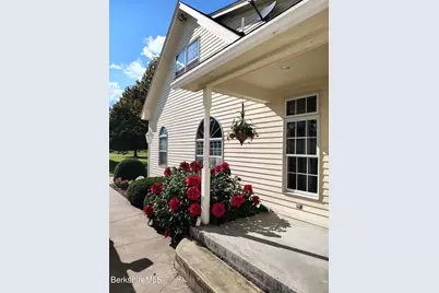 19 Lynne Ct, Lanesborough, MA 01237 - Photo 63
