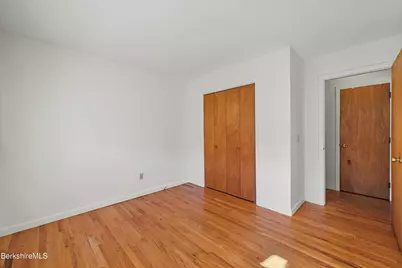 341 Cheshire Rd, Pittsfield, MA 01201 - Photo 21