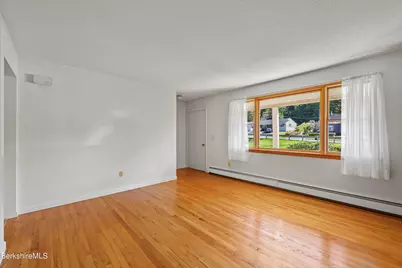341 Cheshire Rd, Pittsfield, MA 01201 - Photo 9