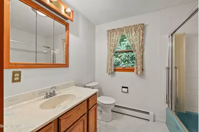 341 Cheshire Rd, Pittsfield, MA 01201 - Photo 27