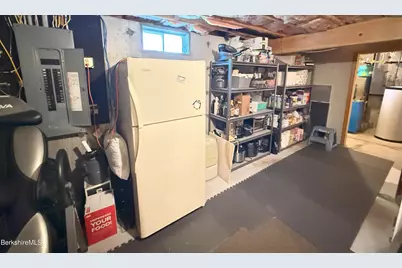4 Filomena Dr, Pittsfield, MA 01201 - Photo 23