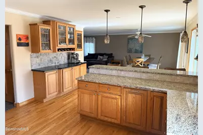 4 Filomena Dr, Pittsfield, MA 01201 - Photo 5