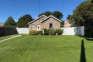 30 Lucille St, Pittsfield, MA 01201 - Photo 1