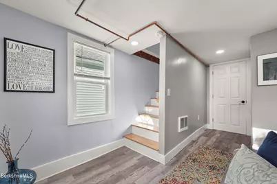 9 Richmond Ln, Adams, MA 01220 - Photo 7