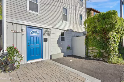 9 Richmond Ln, Adams, MA 01220 - Photo 3