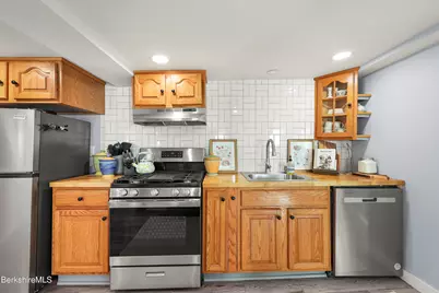 9 Richmond Ln, Adams, MA 01220 - Photo 17