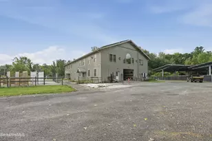 560 S Main St, Sheffield, MA 01257 - Photo 3