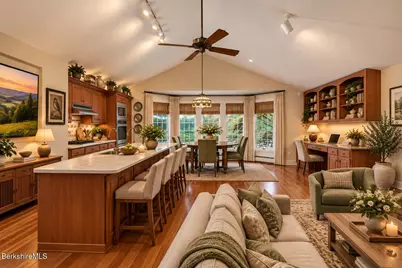 14 Hemlock Hill Rd, Great Barrington, MA 01230 - Photo 11